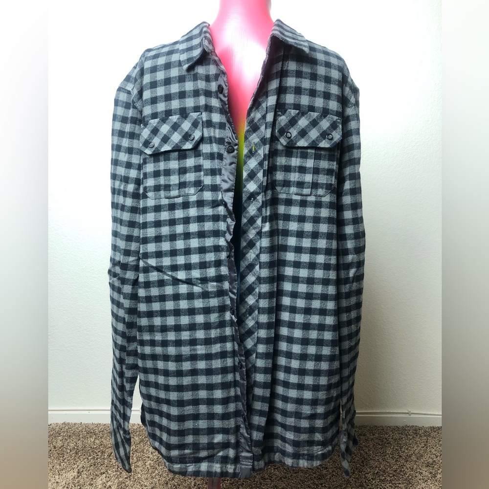 DC Men's Black & Gray Plaid Lightweight Shirt Jacket